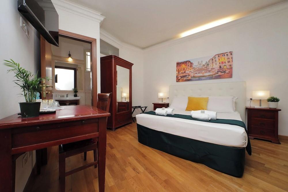 Romulus Rooms - Tap to explore photos