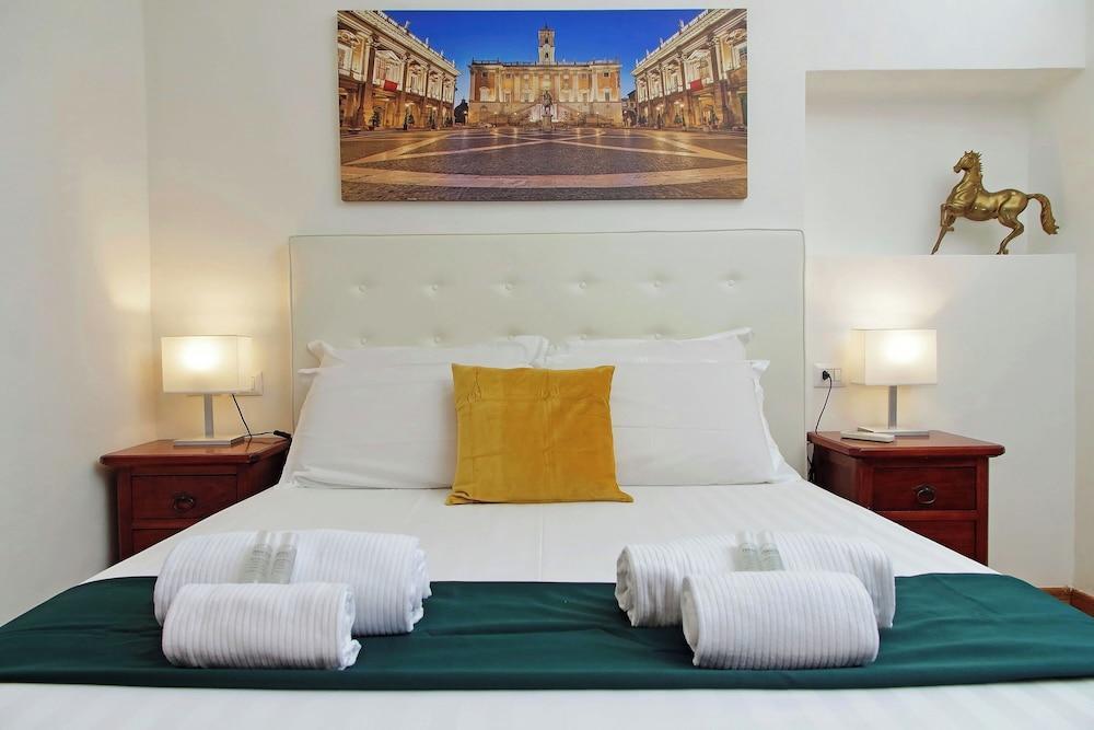 Romulus Rooms Room Type - Classic Double Room
