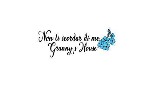 Non ti scordar di me - Granny's House - Tap to explore photos