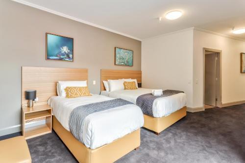 Meridian Hotel Hurstville - Tap to explore photos