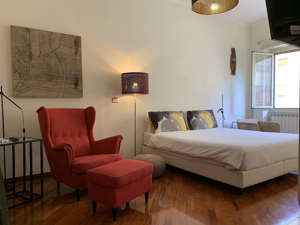 SmooRoomS Trastevere Room Type - Junior Studio Suite