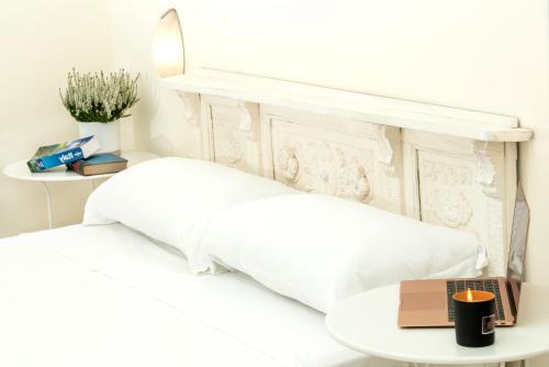 Central Apartment - Walk to Navona - Full Kitchen - Fast Wi-Fi & A-C - Tap to explore photos