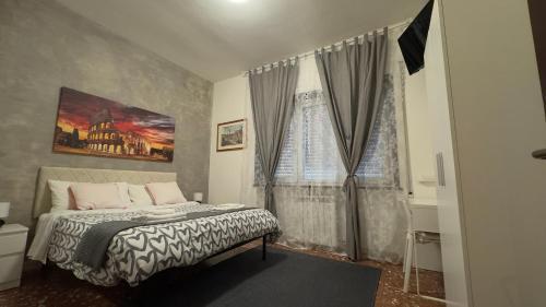 Bella Roma - EE Room Type - Double Room with Shared Bathroom