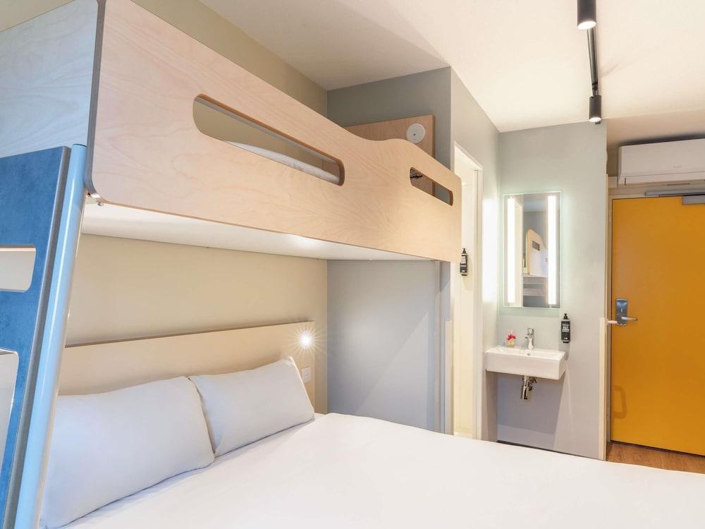 ibis budget Marne la Vall Room Type - Room, Multiple Beds