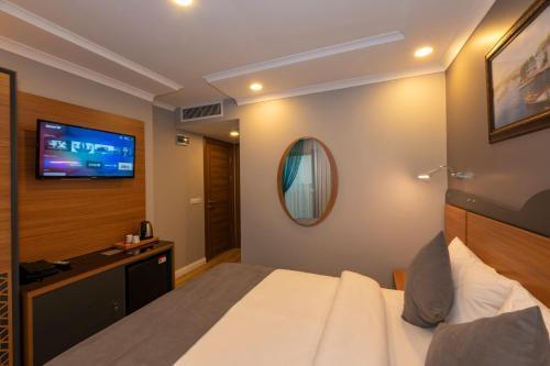 New Emin Hotel - Tap to explore photos
