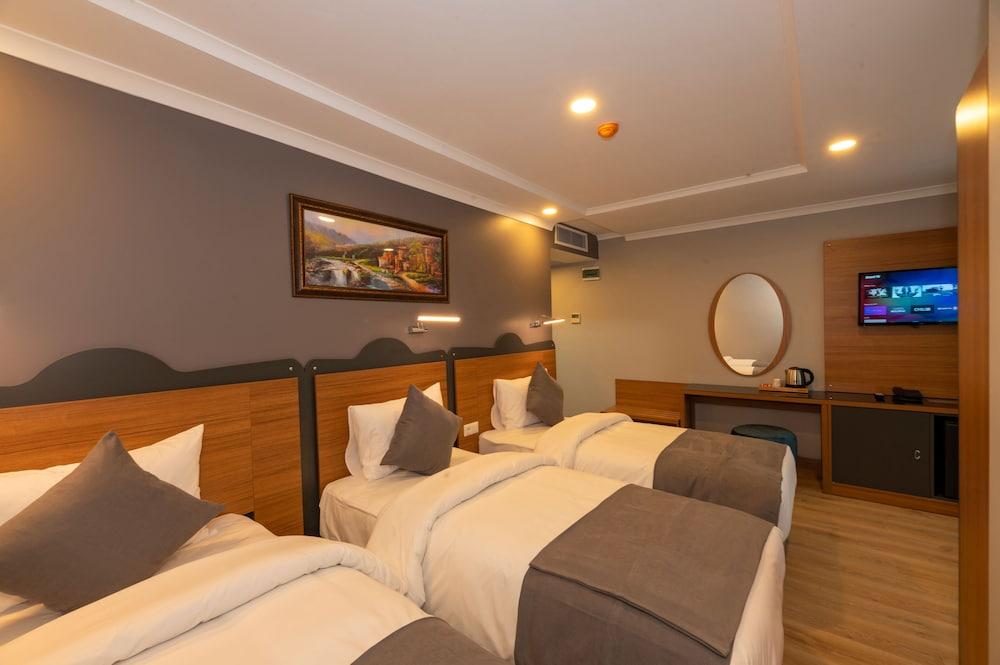 New Emin Hotel Room Type - Deluxe Triple Room