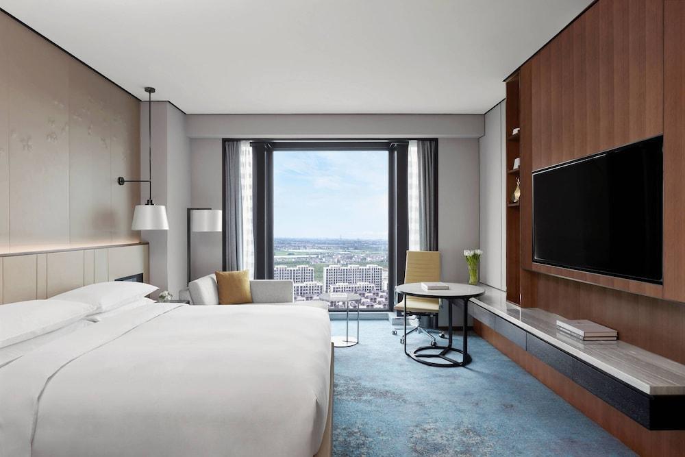 Shanghai Marriott Hotel Pudong South Room Type - Executive Suite, 1 King Bed