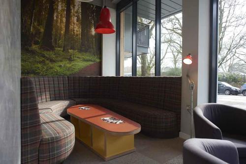 Chapter Islington in London - Tap to explore photos