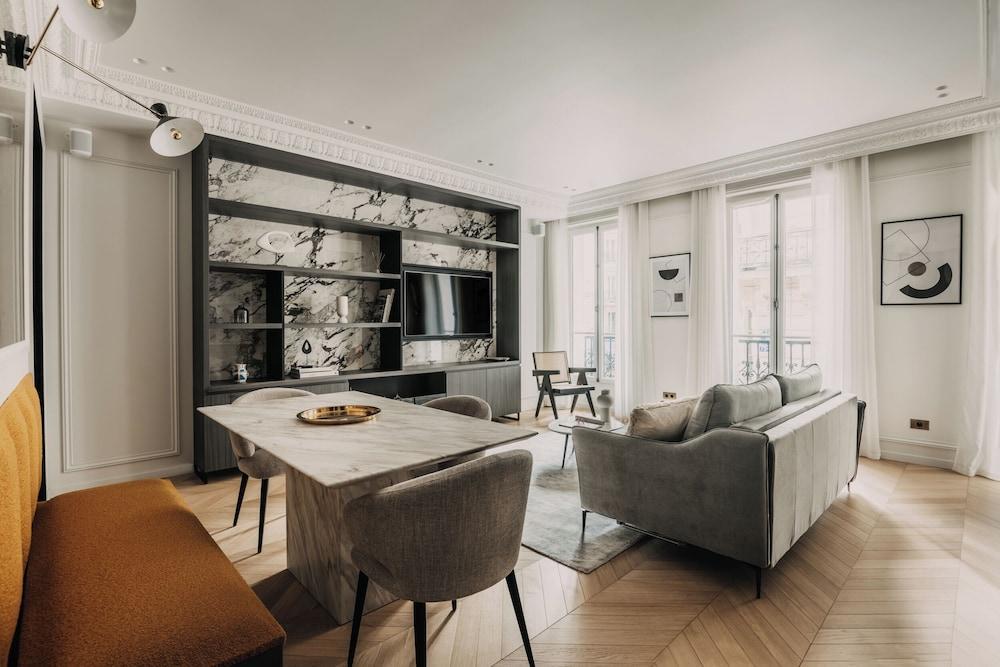 HIGHSTAY - Luxury Serviced Apartments - Champs-Elysées Room Type - Franklin Roosevelt II HIGHSTAY - Luxury Serviced Apartments - Champs-Elysées Room Type - Franklin Roosevelt II
