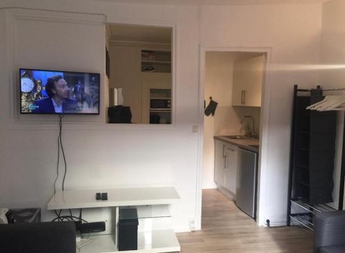 Studio Cosy à 5 minutes de la Gare de Lyon - Tap to explore photos