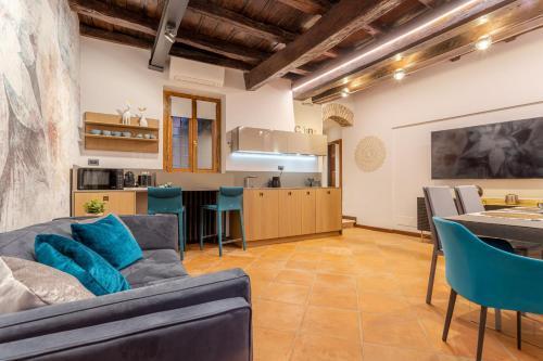 Suite Italy Roma Coronari - Tap to explore photos