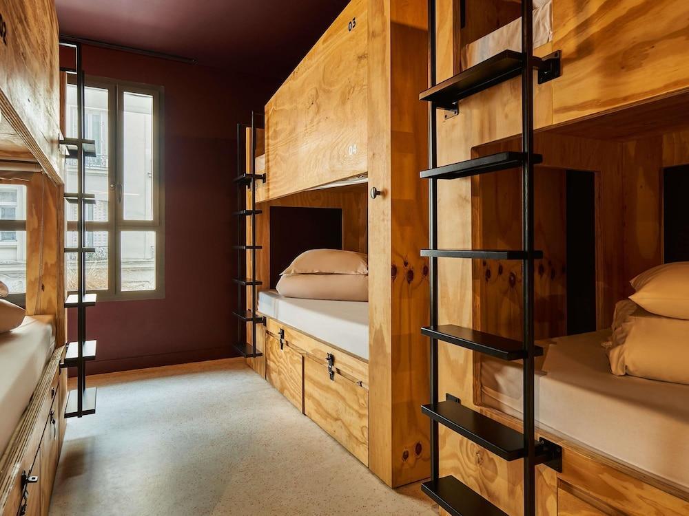 Jo&Joe Paris Nation - Hostel Room Type - Chambre privée pour 6 personnes avec salle de bains partagée