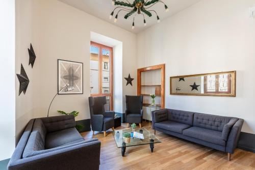 ROMAC Baullari Holiday Apartment in Campo de Fiori - Tap to explore photos