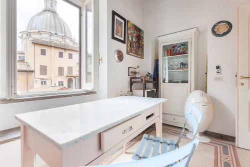 Piacentino Homes Piazza Navona Teatro Pace 5 e 6 - Tap to explore photos