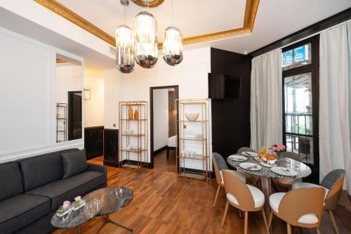 LE MARAIS PRESTIGE Luxueux - Cosy - Wifi - Tap to explore photos