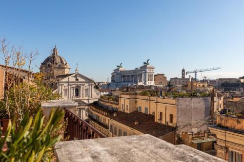 iFlat Penthouse overlooking Rome Room Type - Two-Bedroom Apartment