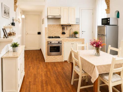 Centro Roma Trastevere Lovely House Room Type - Two-Bedroom Apartment