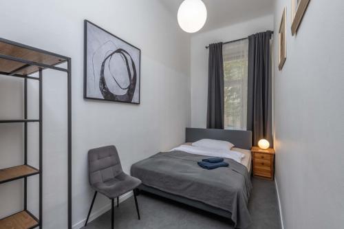 Centrally located 3BD home near National Museum - Tap to explore photos