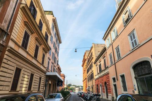 Style Apartment Julia 50 mt from Colosseum