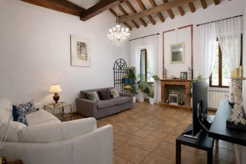 Historic roman Home by Campo de Fiori Room Type - Two-Bedroom Apartment