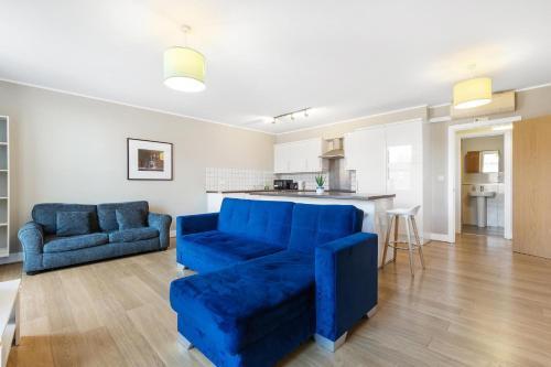 221 Clapham Road Apartments - Tap to explore photos