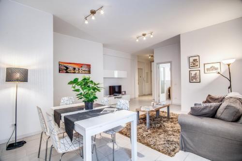Vaticanum Modern & Family Apartment - Tap to explore photos
