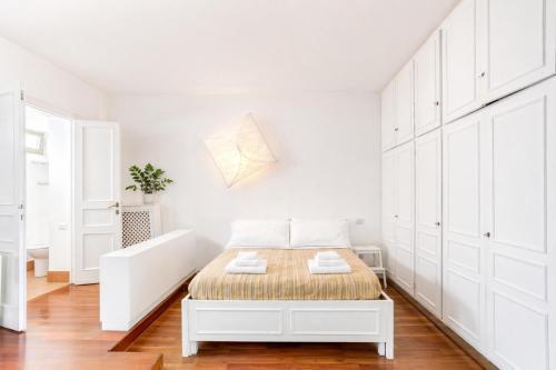 Main Loft Capocci - Rione Monti by RHR - Tap to explore photos