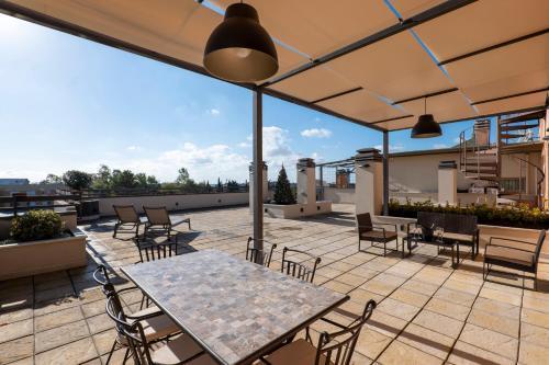 Domus Aurelia Room Type - Two-Bedroom Deluxe Apartment