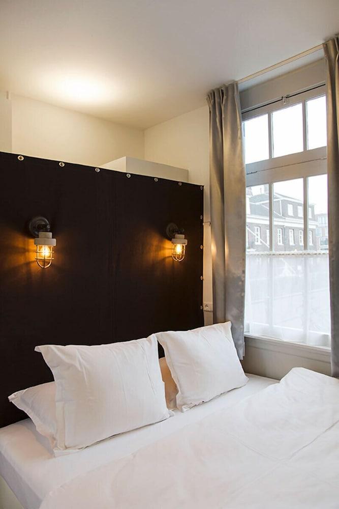 SWEETS - Scharrebiersluis Room Type - Apartment, Canal View