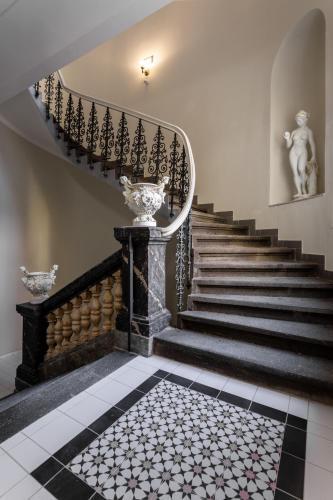 Prague Days - Elegant Studios near Wenceslas Square - Tap to explore photos