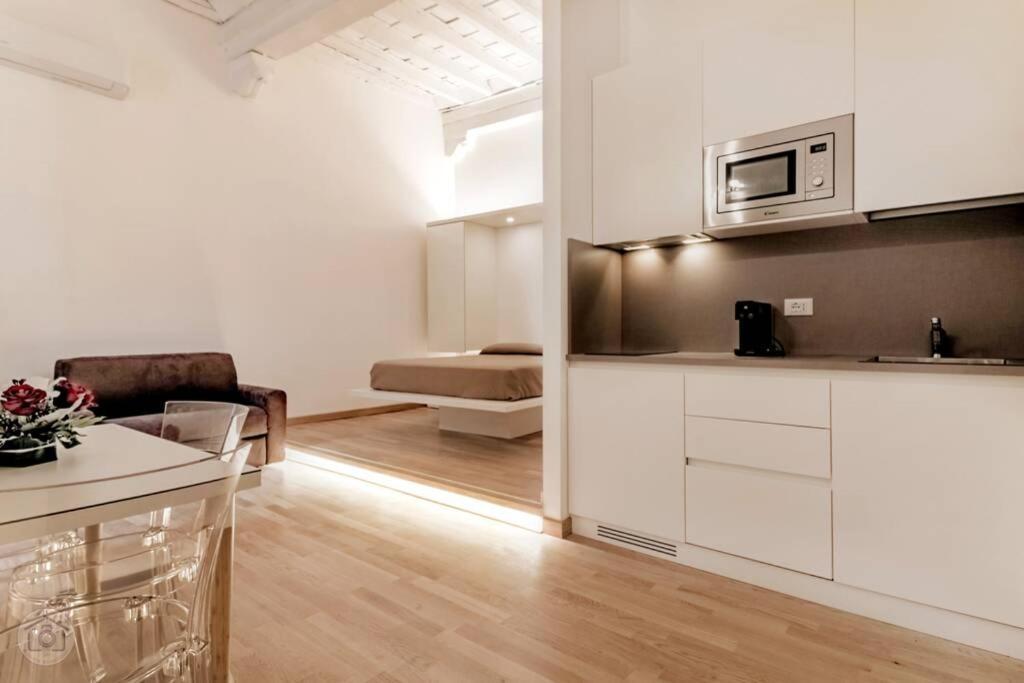 NAVONA luxury loft with terrace - Tap to explore photos