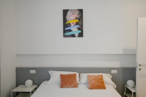 EMA FLAT in Trastevere - Tap to explore photos
