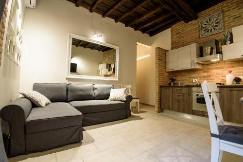 NEW NAVONA ELEGANT APARTMENT Room Type - One-Bedroom Apartment