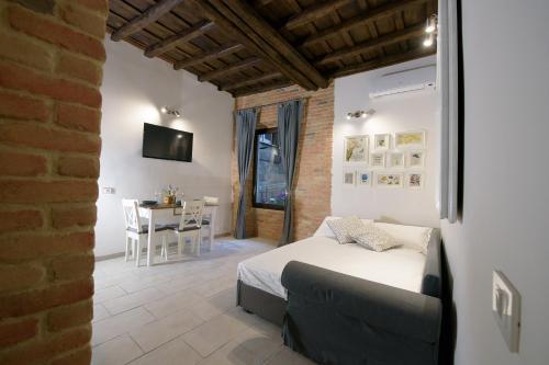 NEW NAVONA ELEGANT APARTMENT