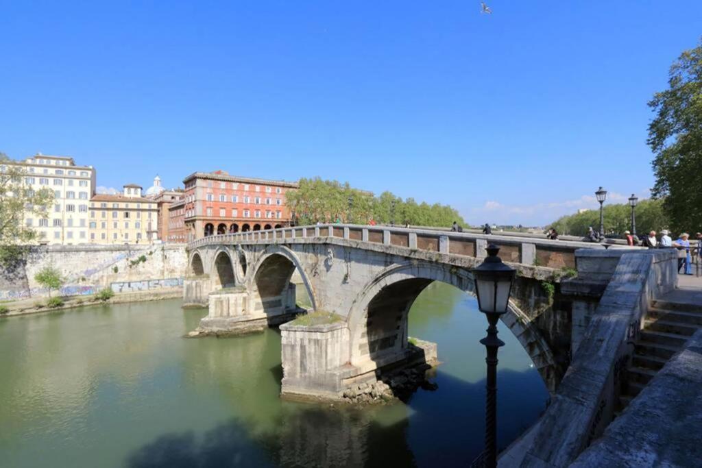 Welcome to Trastevere - Tap to explore photos