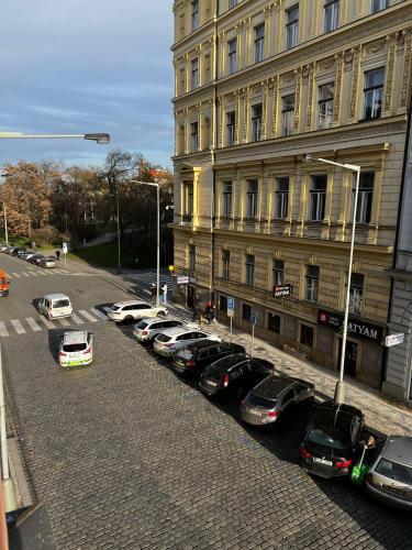 Palace Apartment by Main Station - President - Tap to explore photos