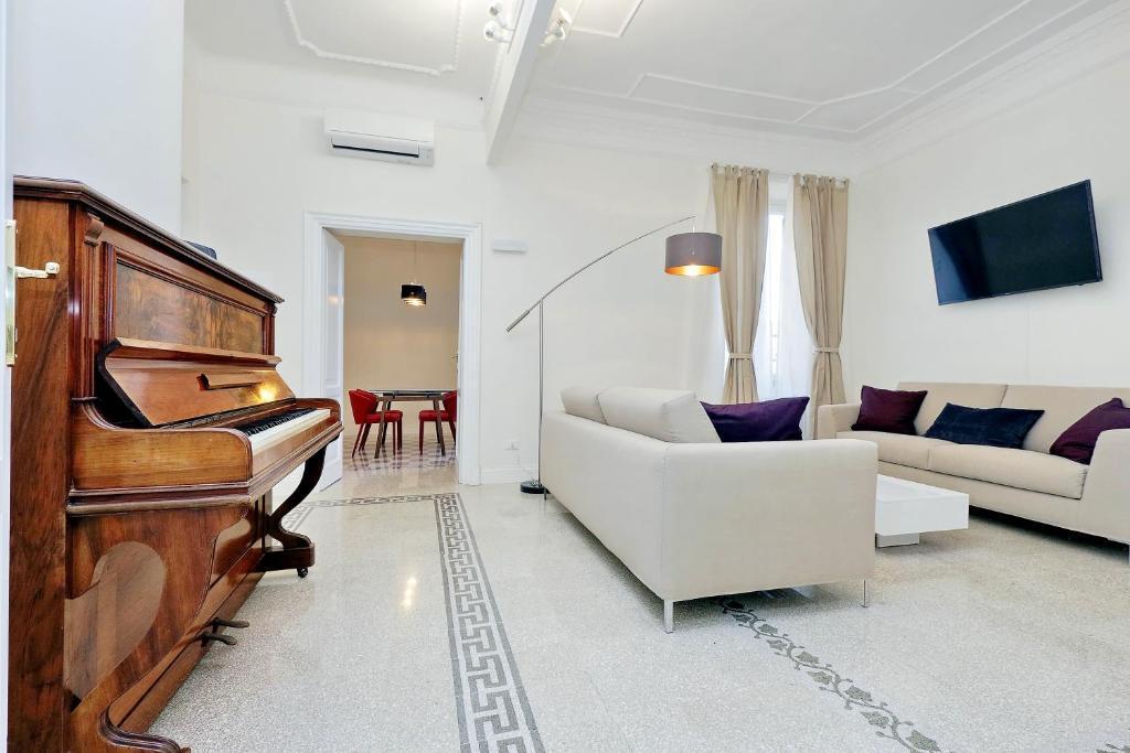 Modern Apartment Quirina 300 mt from Vatican