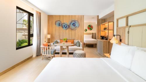 Holiday Inn Resort Samui Bophut Beach, an IHG Hotel - Tap to explore photos