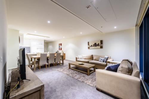 Exclusive Stays - SouthbankONE - Tap to explore photos