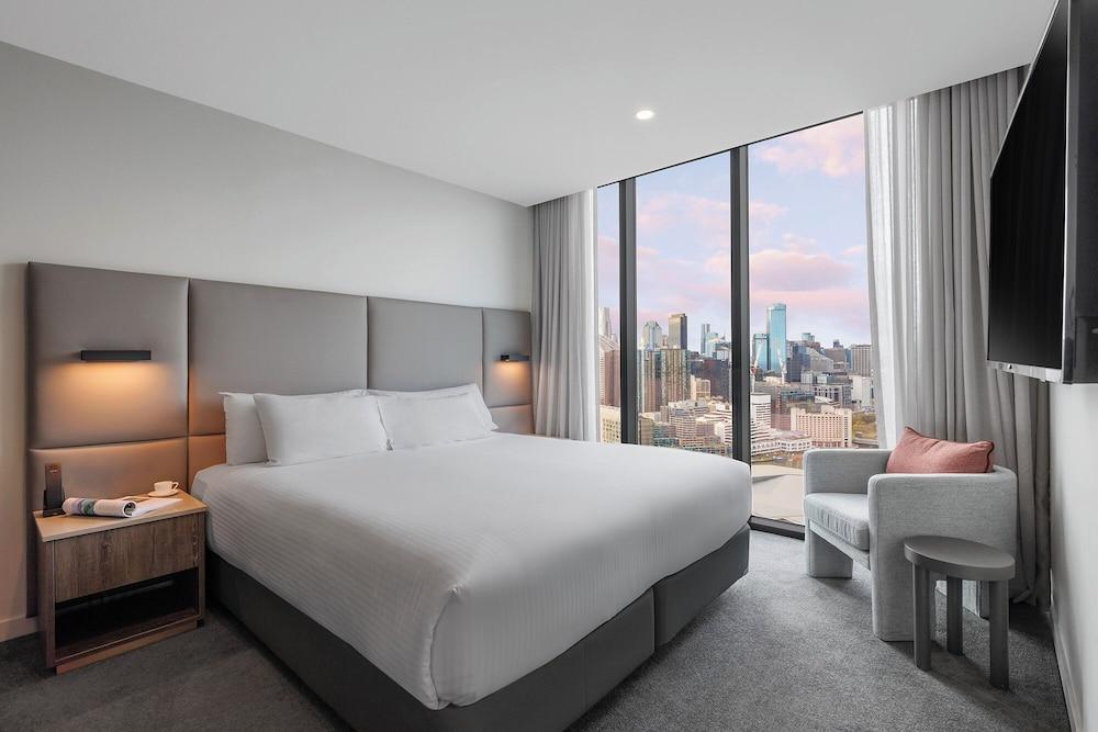 Oakwood Premier, Melbourne Room Type - One Bedroom Executive Apartment