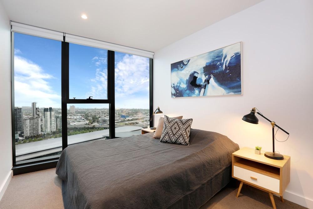 Orange Stay At Melbourne Quarter Room Type - One Bedroom Apartment with Ocean View Orange Stay At Melbourne Quarter Room Type - One Bedroom Apartment with Ocean View