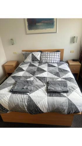 Acland Street Studio Apartment FREE PARKING