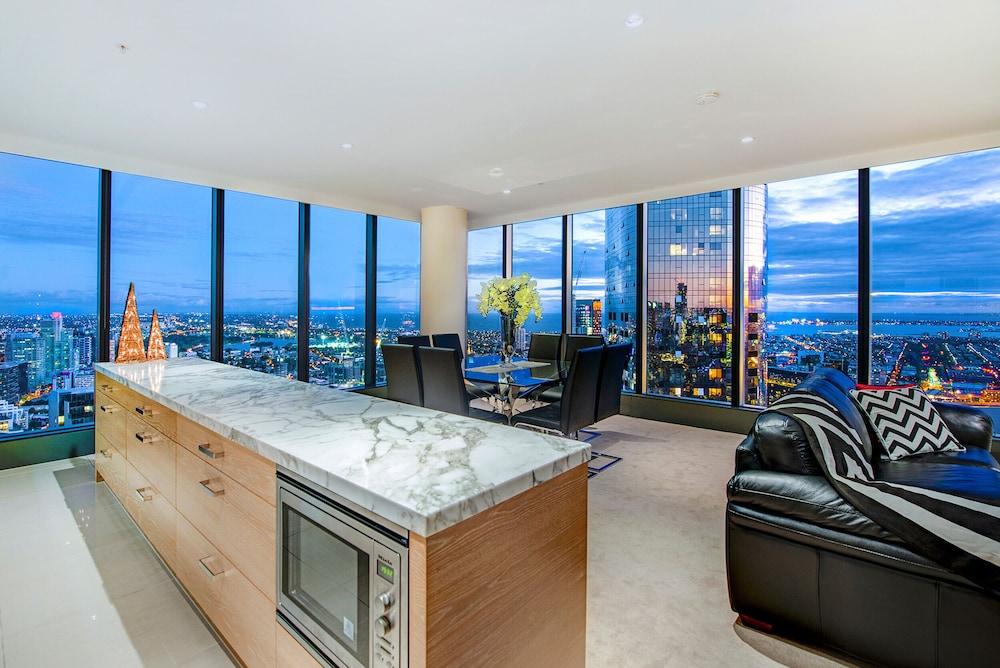Platinum Apartments at Freshwater