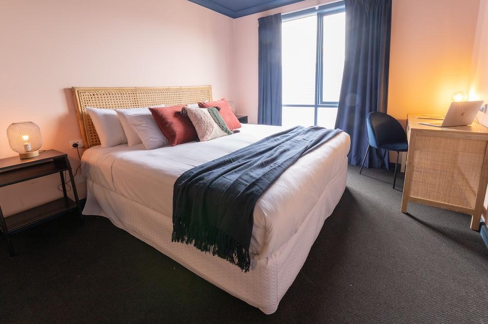 Roamer St Kilda Room Type - Suite