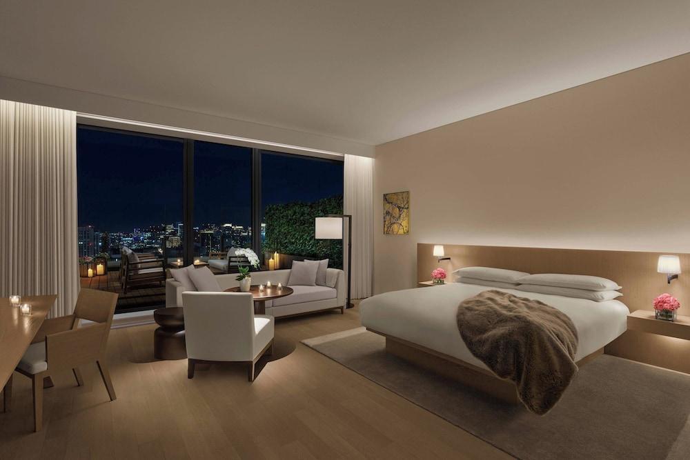 The Tokyo EDITION, Toranomon by Marriott Room Type - Room, 1 King Bed, Balcony, City View