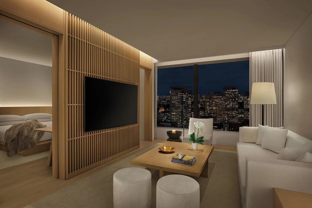 The Tokyo EDITION, Toranomon by Marriott Room Type - Suite, 1 King Bed, City View