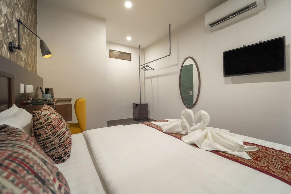 East Riverine Boutique Hotel - Tap to explore photos