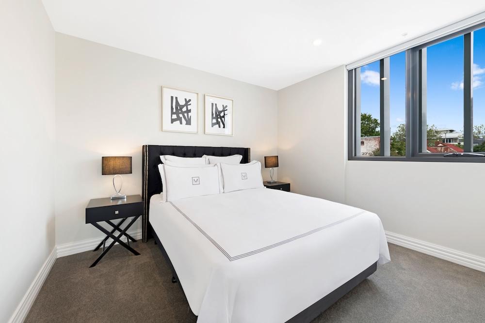 Manhattan Apartments - Glen iris - Tap to explore photos