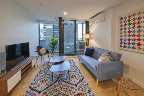 Mega Style Apartments Opus - Tap to explore photos