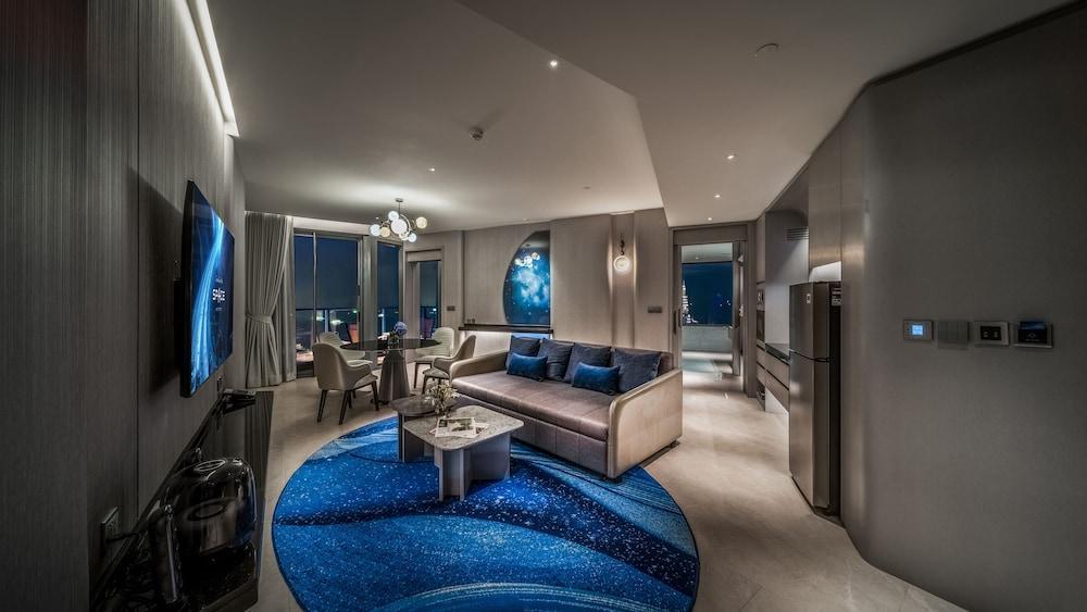 Grande Centre Point Space Pattaya Room Type - Space Suite with Onsen Access Grande Centre Point Space Pattaya Room Type - Space Suite with Onsen Access